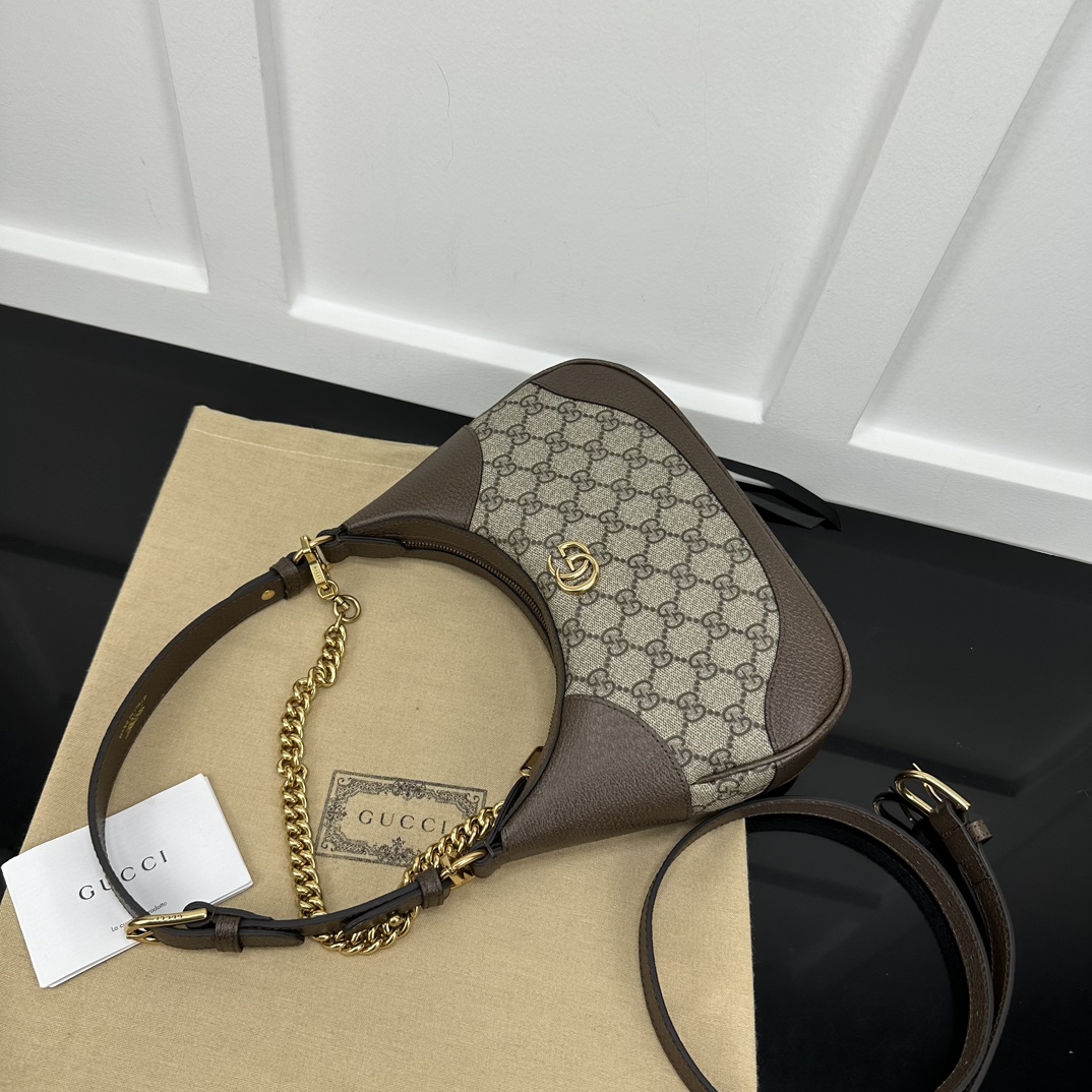 Gucci Hobo Bags